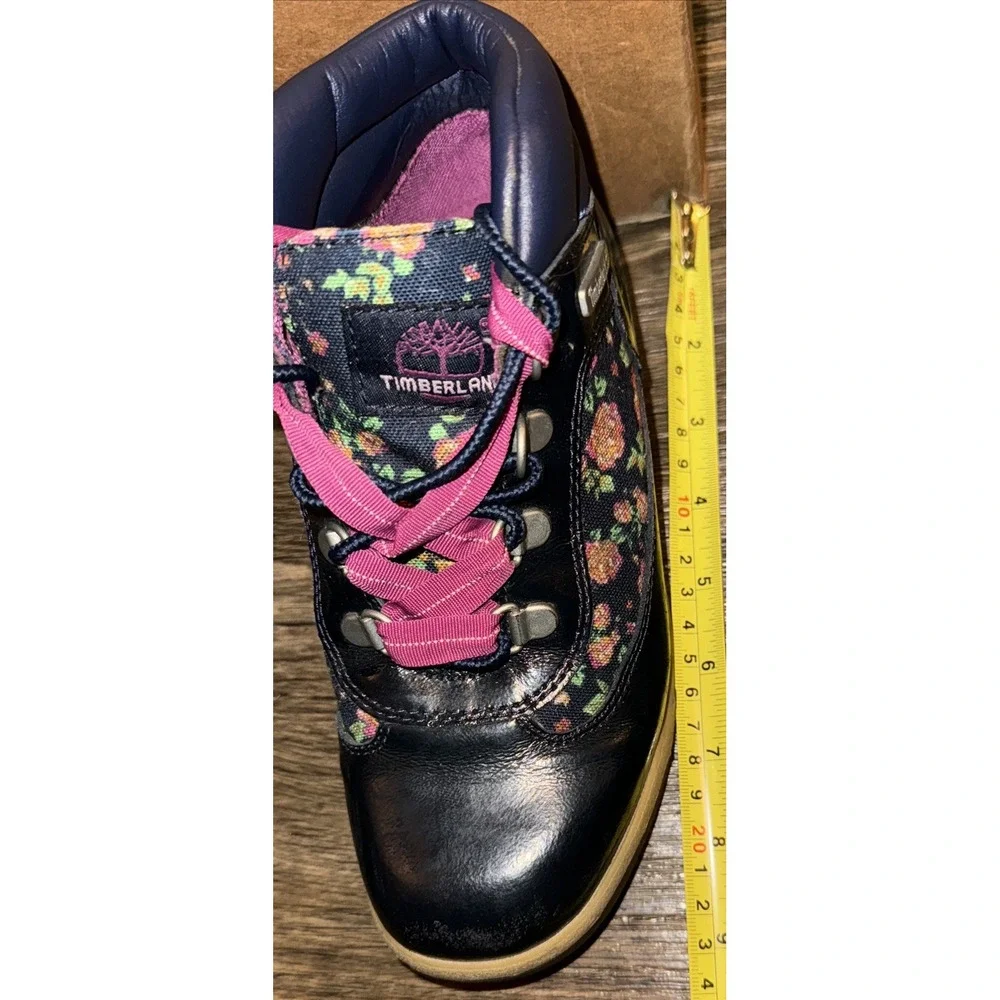 Timberland Classic Floral Boots Navy Pink Laces Logo Little Kids 2.5  EU 34.5